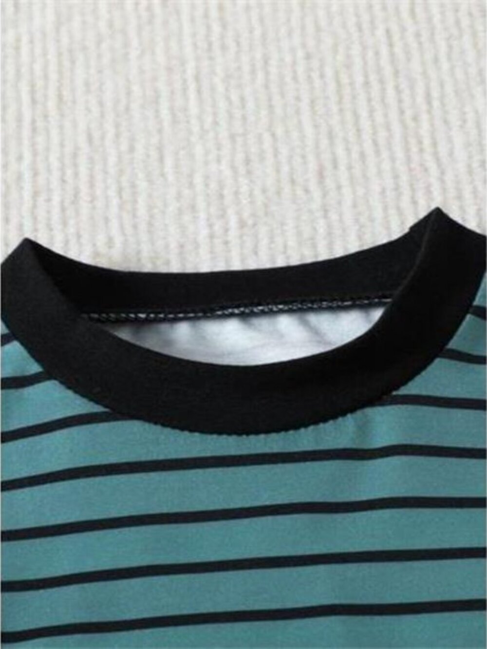 Children's Striped Color Block Casual Top and Shorts Set - Picture 2 of 11